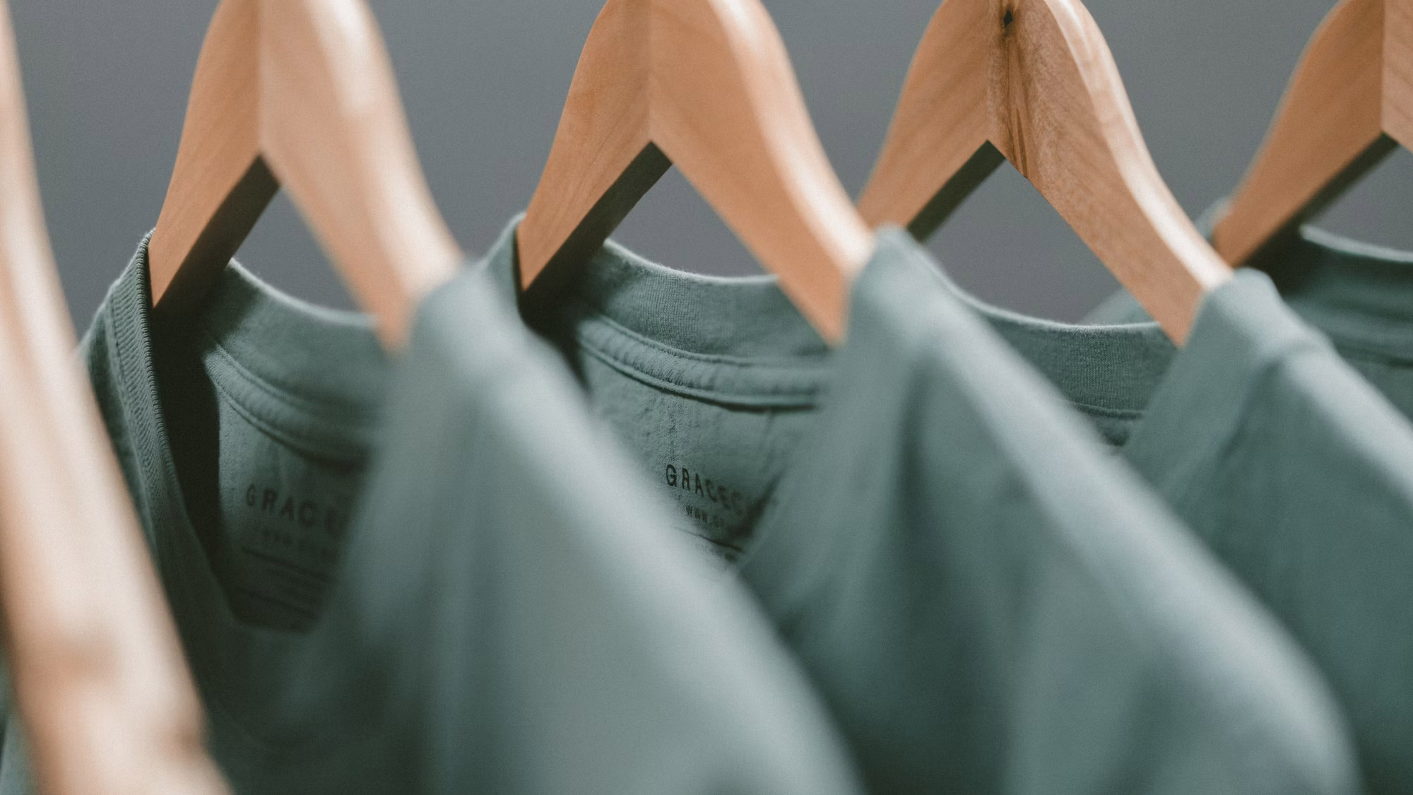 AI Clothing Description Prompt